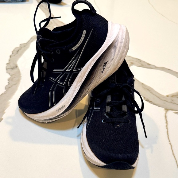 Asics | Shoes | Asics Gel Nimbus Ff Blast Black And White Athletic ...